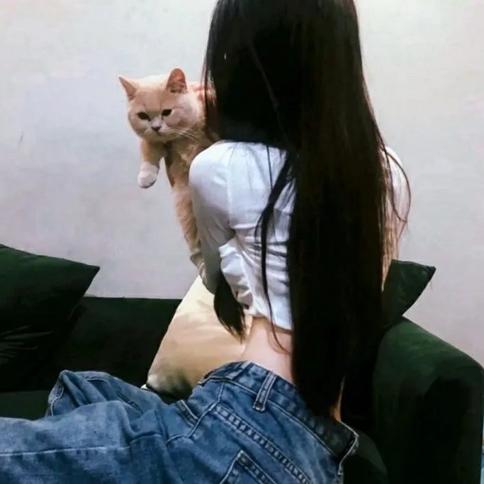 只能爱一个